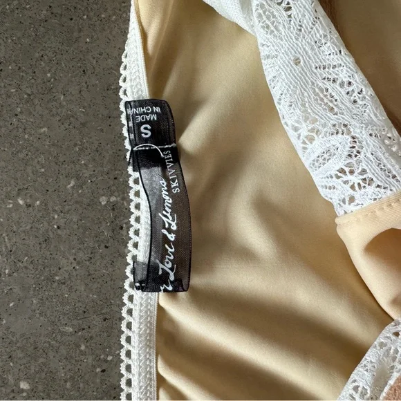 FOR LOVE AND LEMONS Everlasting Bustier Bodysuit Sz S - Picture 6 of 6